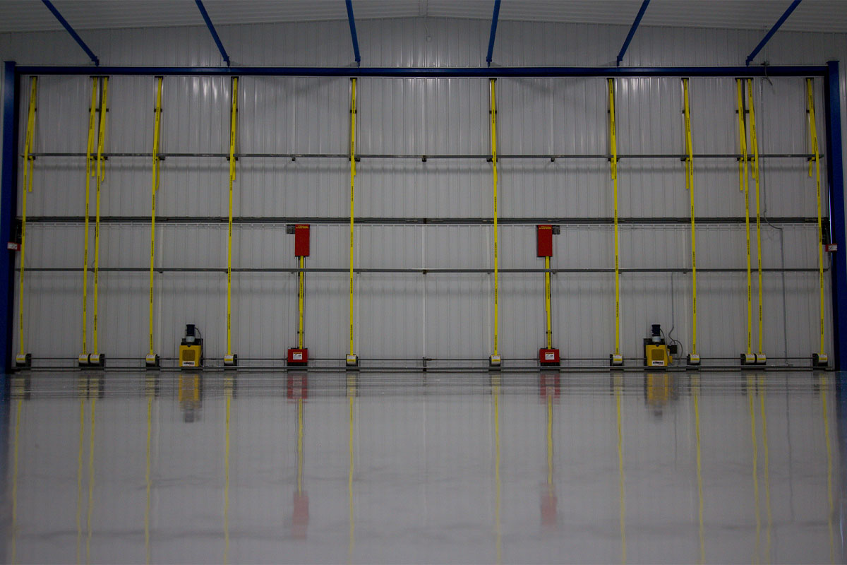 Hangar_3