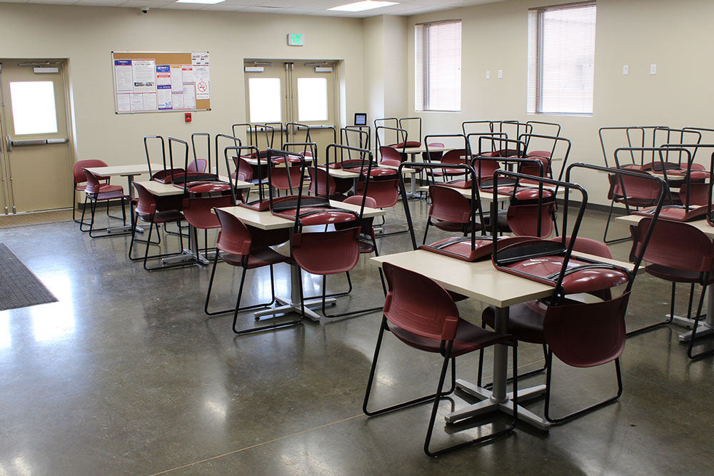Frazier_04_Room