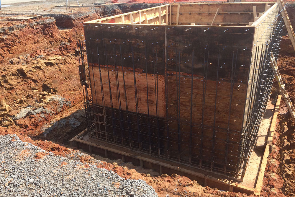 Hendrickson_Pit